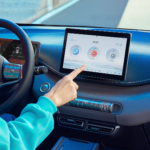 BYD no tenía suficiente construyendo buenos coches eléctricos y baterías. Ahora también hace pantallas