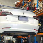 Tras 410.000 km, un Tesla Model 3 de Uber pasa por el taller, y su estado real sorprende al mecánico