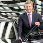 El CEO de BMW lo tiene claro: "Tenemos 109 años y esta ha sido nuestra mayor inversión hasta ahora"