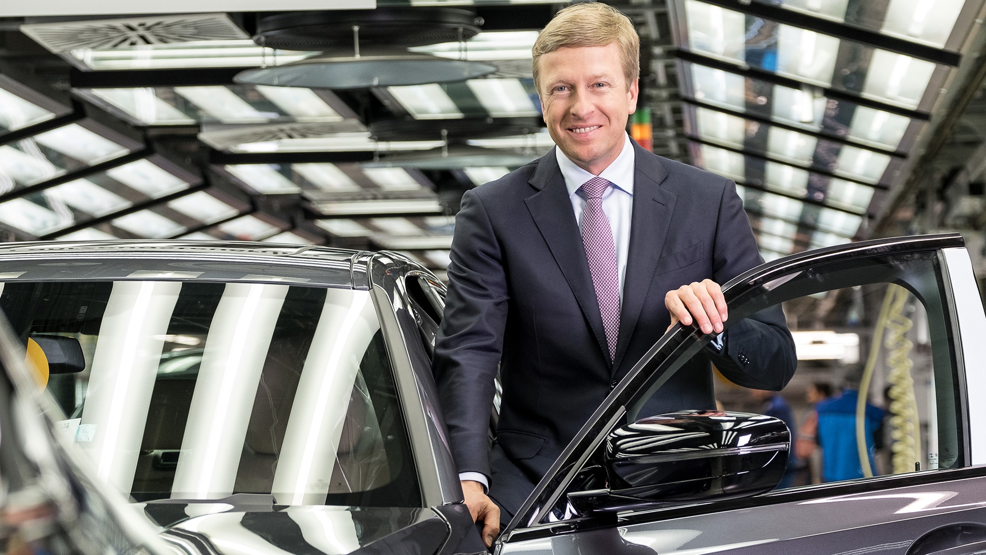 El CEO de BMW lo tiene claro: "Tenemos 109 años y esta ha sido nuestra mayor inversión hasta ahora"