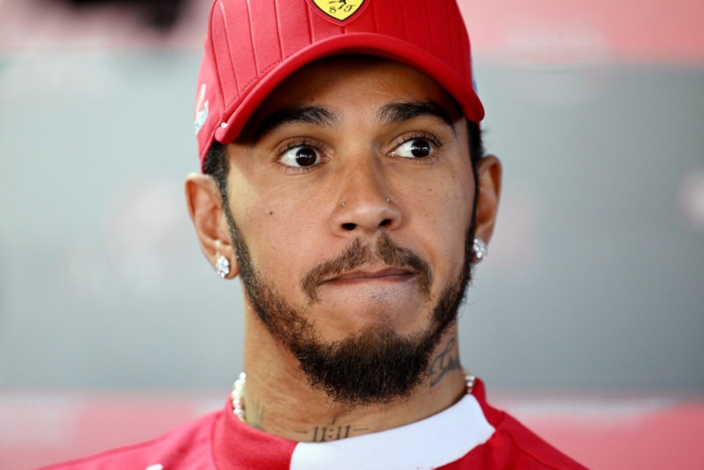 Hamilton se siente "inútil" y sugiere a Ferrari F1 cambiar de piloto #F1 #FVDigital