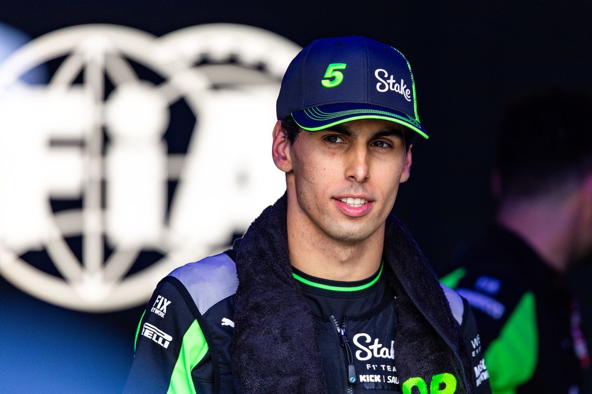 Ecclestone señala a Bortoleto como el reemplazo ideal de Hamilton en Ferrari #F1 #FVDigital