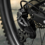 Las 5 bicicletas eléctricas con mejor relación calidad-precio que llevan transmisión electrónica