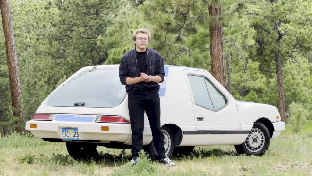 Conduce a diario un coche eléctrico de 1979 con 51 CV, cambio manual y secador de pelo: su autonomía es toda una sorpresa