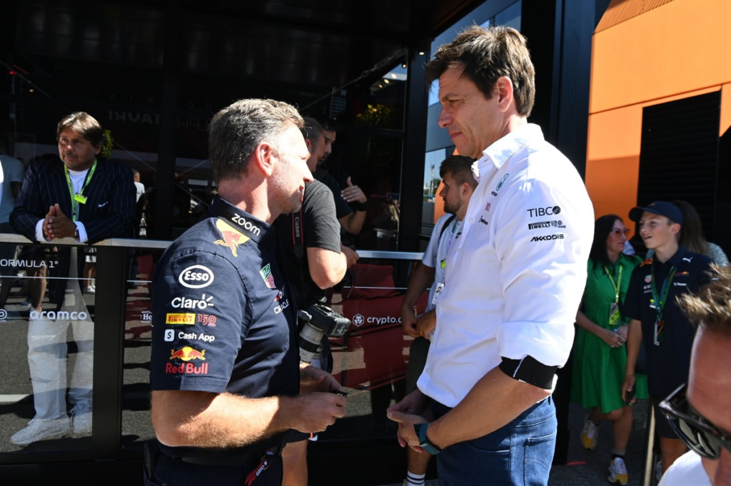 Wolff echa de menos a su “gran enemigo” Horner en la F1 #F1 #FVDigital