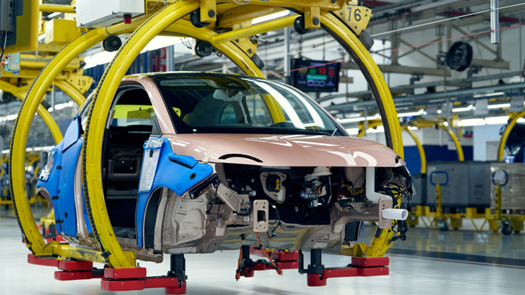 UGT FICA apoya a los fabricantes de coches: "La descarbonización justa pasa por no dejar a nadie desprotegido"