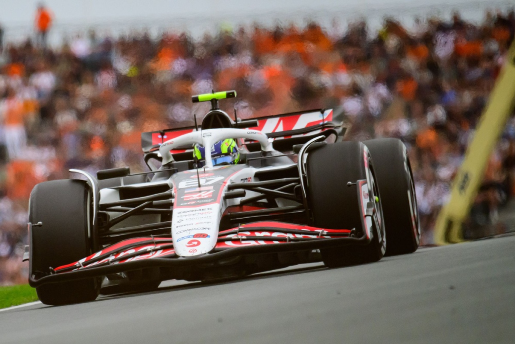 Bearman y Haas hicieron funcionar la estrategia a una parada en Zandvoort #F1 #FVDigital