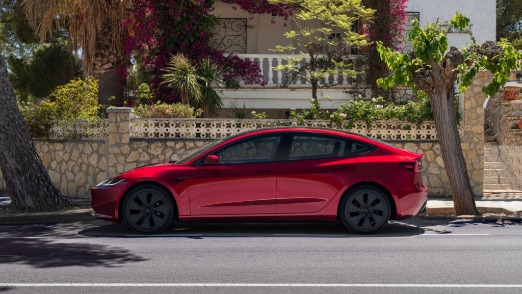 Un importante taller especializado advierte de fallos "catastróficos" en los Tesla con baterías LG chinas