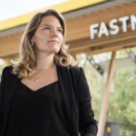 Linda Boll, directora de esta empresa de cargadores, dice: "Las malas experiencias perjudican a todo el sector"