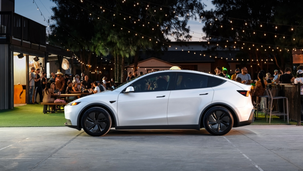 Tesla podría traer a Europa en 2026 el Model Y L, un éxito de ventas en China