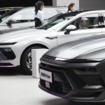 China impone regulación de precios a fabricantes automotrices para frenar guerra comercial