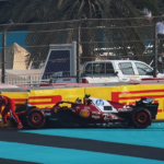 Hamilton, abatido, explica su accidente y su nueva eliminación en Q1 en Abu Dhabi #F1 #FVDigital