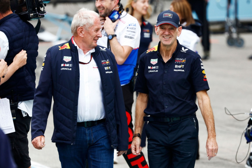 Helmut Marko expresa dudas sobre Newey como director de equipo en Aston Martin