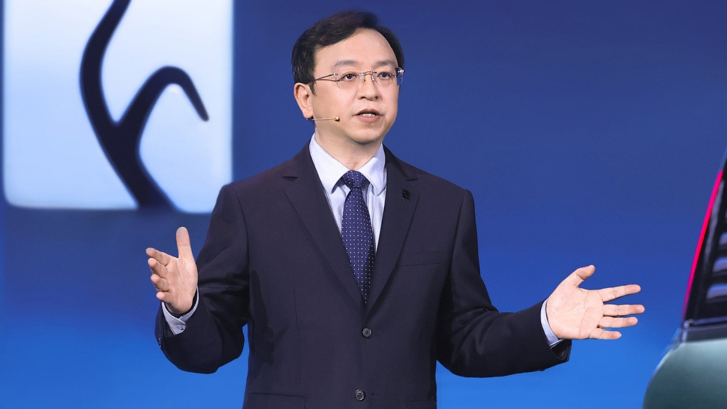 Presidente de BYD reconoce que su tecnología aún no es lo suficientemente madura