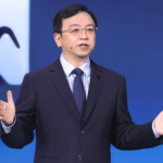 Presidente de BYD reconoce que su tecnología aún no es lo suficientemente madura