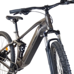 Decathlon lanza bicicleta eléctrica eMTB con 140 km de autonomía por menos de 1.900 euros
