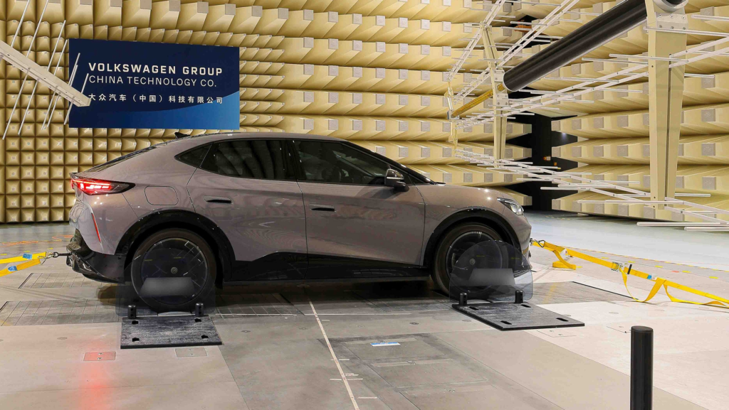 La UE revisa aranceles que afectan al CUPRA Tavascan fabricado en China