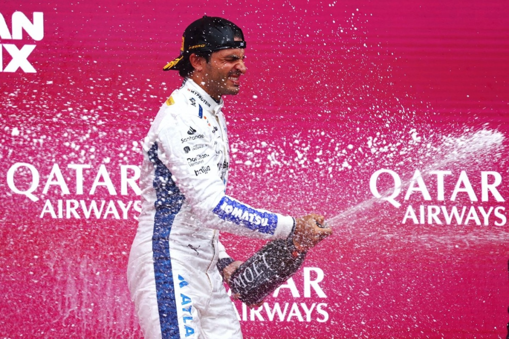 Sainz brilla pese a su llegada a la zona media de la F1