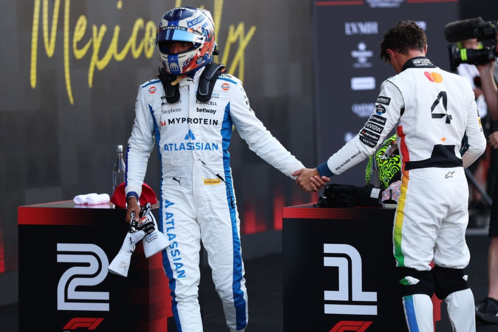 Johnny Herbert asegura que Sainz habría luchado por el título con un McLaren