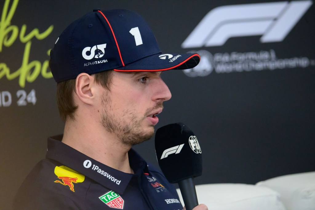 Verstappen responde con irritación a pregunta sobre incidente que pudo costarle el título de F1