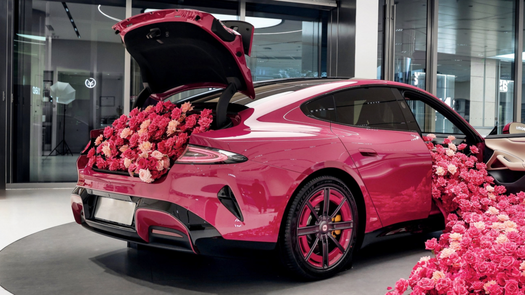 Xiaomi aspira a vender 550.000 coches eléctricos en 2026 y entrar en el ‘Club del Millón’ en tiempo récord