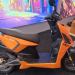 Scooter eléctrico Simple Ultra promete 400 km de autonomía y rivaliza con motos de 125 cc