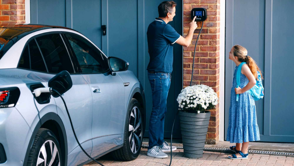 Menos fidelidad a las marcas y dudas sobre el coche eléctrico: así piensa el comprador de coches en 2026