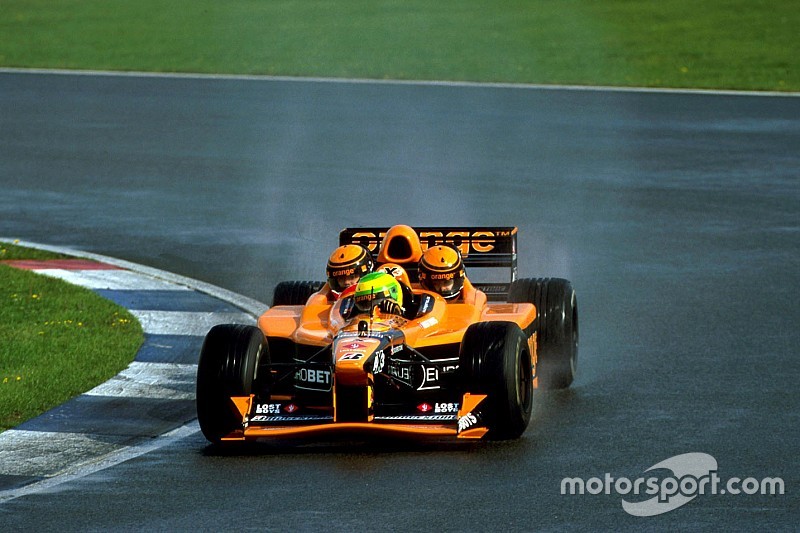 Evolución de diseños aerodinámicos clave en la historia de la Fórmula 1