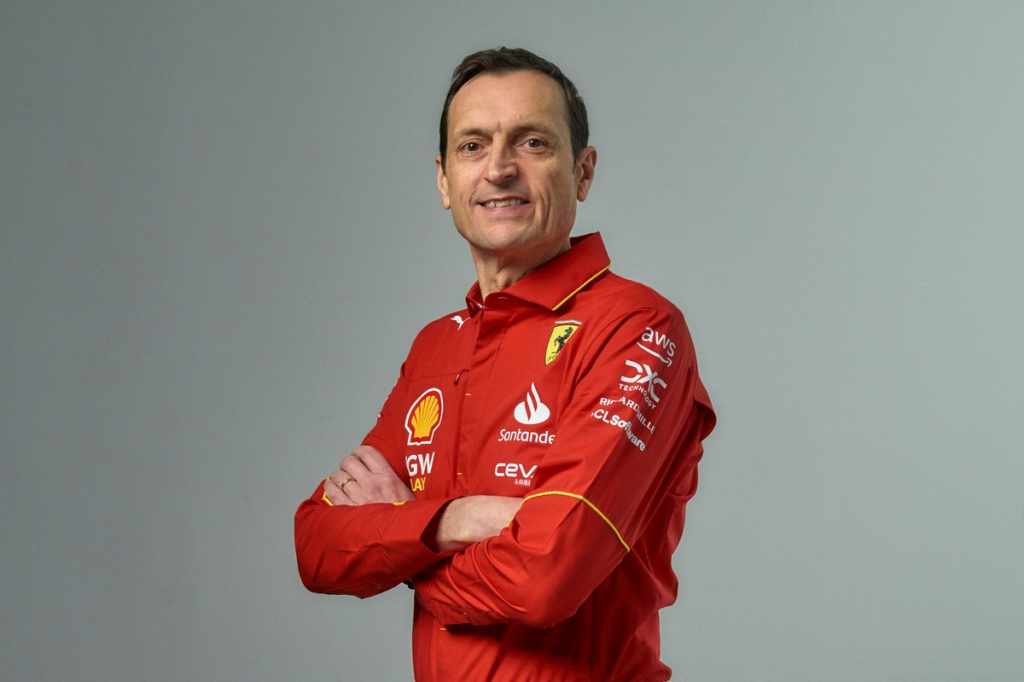 Ferrari reasigna a Riccardo Adami, quien deja de ser ingeniero de pista de Lewis Hamilton en 2025