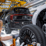 Este SUV de Mercedes con 630 km de autonomía eléctrica ha empezado a fabricarse en esta planta europea capaz de producir 350.000 coches al año