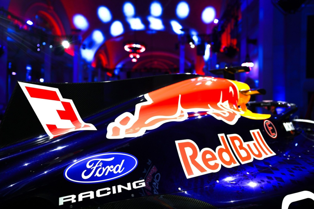 Red Bull y Ford firman acuerdo para suministrar motores en Fórmula 1 desde 2026