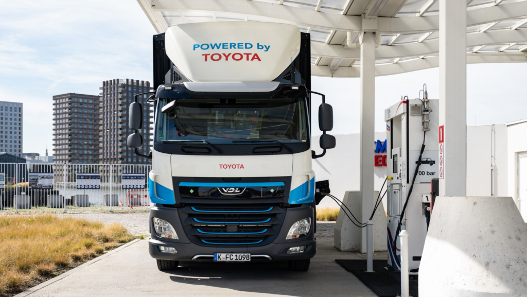 BMW, Hyundai y Toyota apuestan por el hidrógeno, pero Alemania ha cerrado el 40% de sus estaciones por un motivo sorprendente