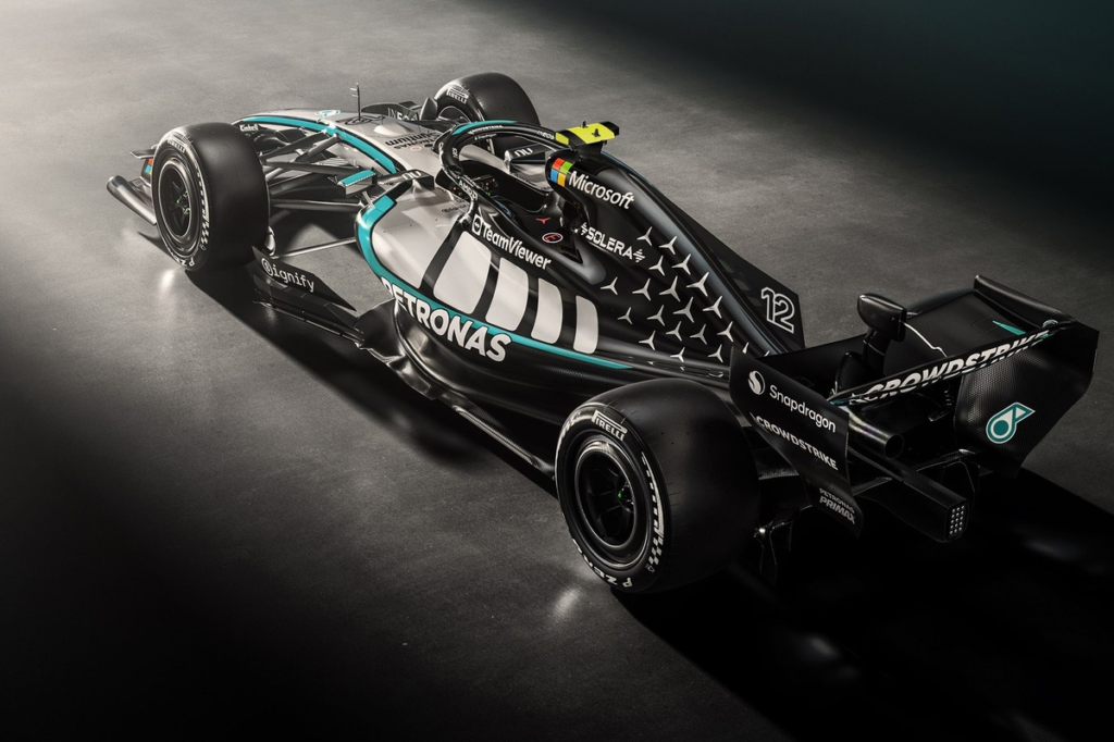 Mercedes revela el W17, su monoplaza para la Fórmula 1 2026 con nuevo reglamento técnico