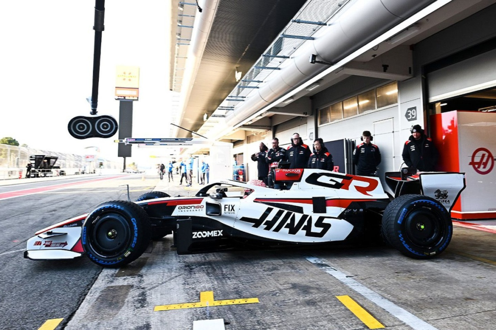 Haas detecta problemas técnicos recurrentes en primera jornada de tests de F1 en Barcelona