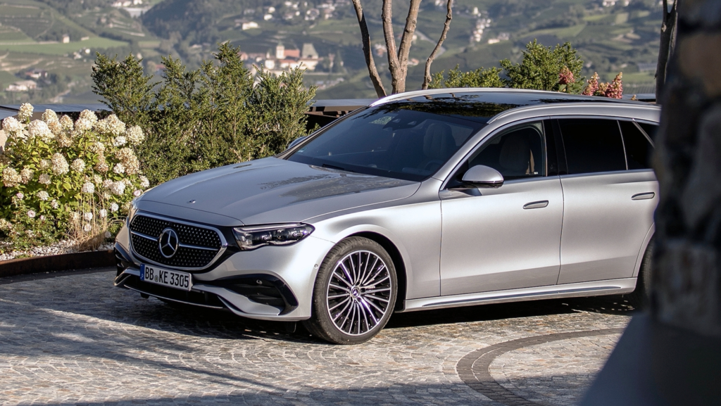 Para 'borrar' su fracaso anterior, la berlina más mítica de Mercedes será un coche eléctrico de gran autonomía