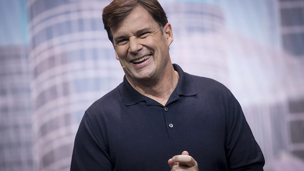 El CEO de Ford no tiene dudas con el coche eléctrico: "Estamos acelerando la cantidad de vehículos que lanzamos al mercado"