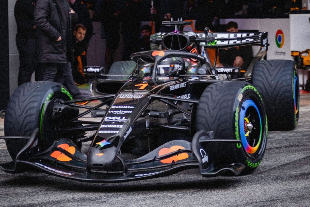McLaren prueba el MCL40 en Barcelona con miras a la temporada 2026 de Fórmula 1
