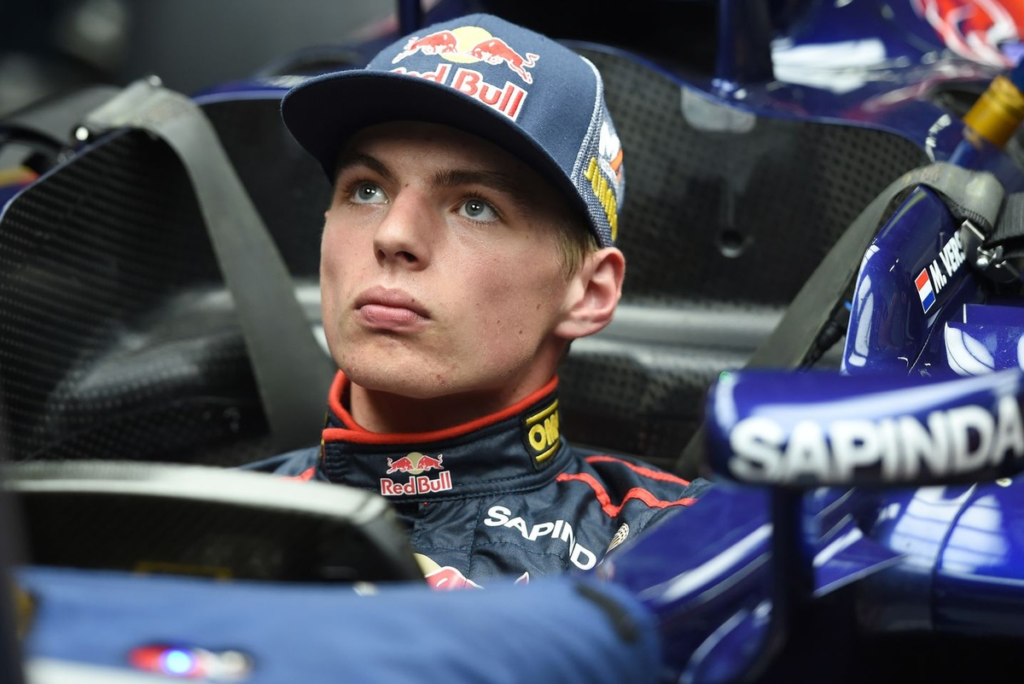 Franz Tost revela las cuatro cualidades que definen a campeones como Verstappen y Vettel