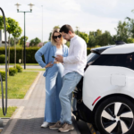 Así es StarCharge Fast 720, el nuevo sistema de Schneider Electric que puede cargar 12 coches eléctricos a la vez