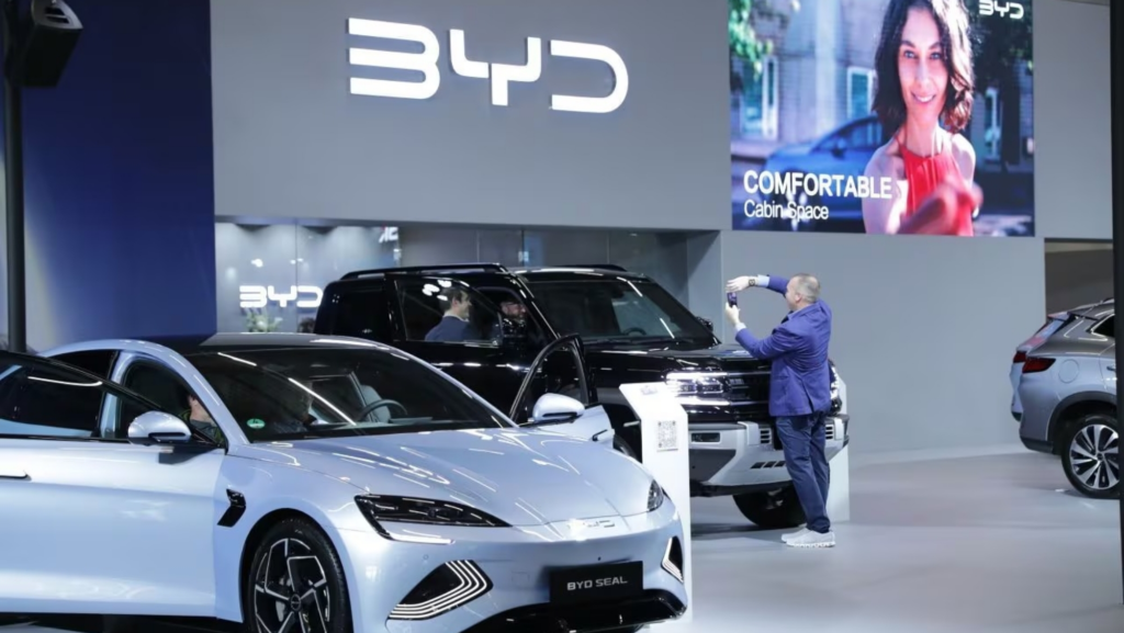BYD y Geely a la conquista del mundo: seleccionadas para quedarse con la fábrica que Nissan y Mercedes van a dejar vacía