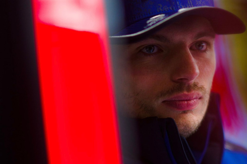 Verstappen no está 100% seguro de participar en las 24 Horas de Nürburgring 2026 #F1 #FVDigital