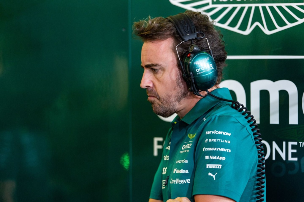 “Nuestro chef podría pilotar estos F1 en Bahrein” #F1 #FVDigital