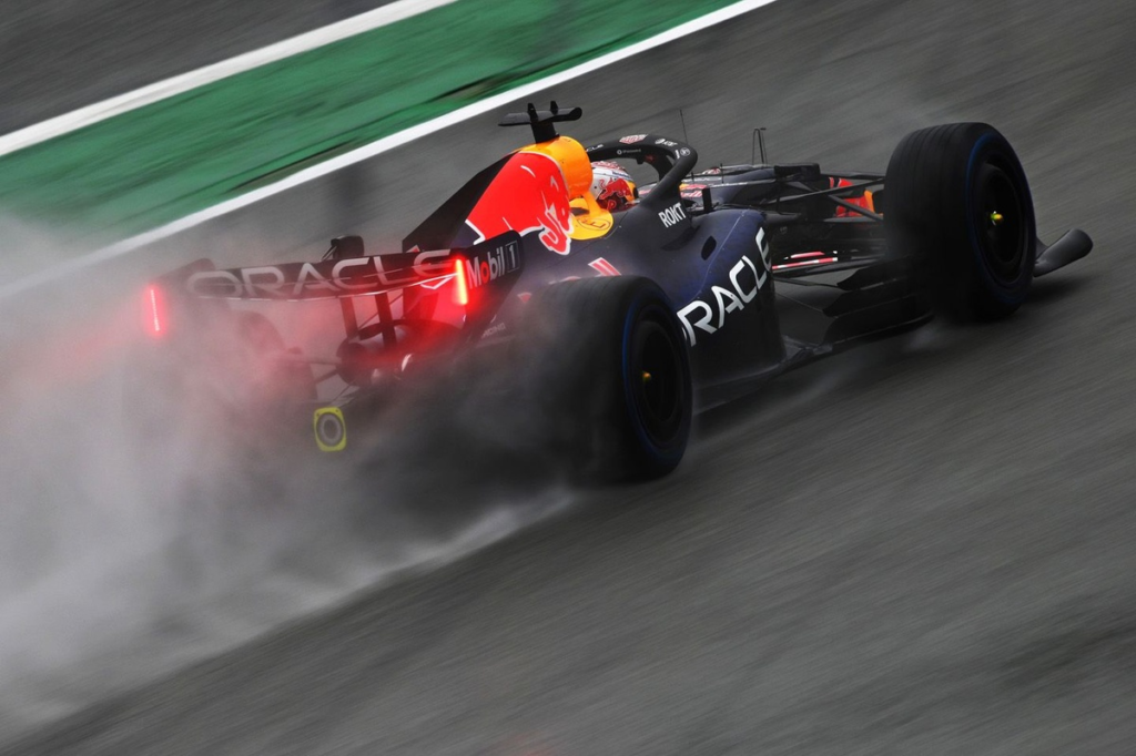 Red Bull F1, con un prometedor motor en un RB22 que gusta a Verstappen #F1 #FVDigital