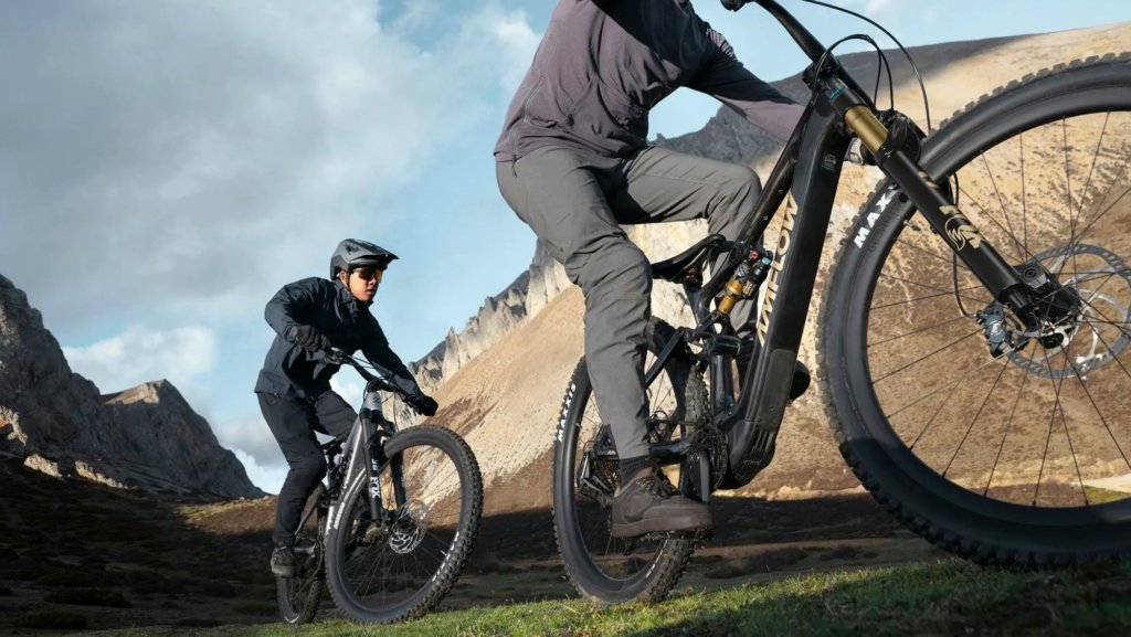 Con un descuento de 1.400 €, la primera bicicleta que montó el motor más potente de la historia vale ahora 8.599 euros