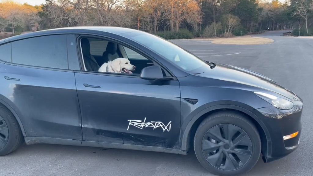 Promete 2.000.000 de robotaxis en 1 año, pero Elon Musk sabe que es un número imposible para Tesla