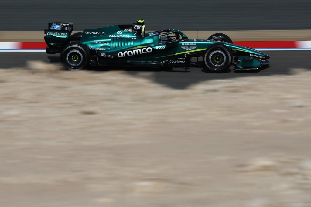 Aston Martin anuncia qué días estará Alonso en el test de F1 2026 en Bahrein #F1 #FVDigital