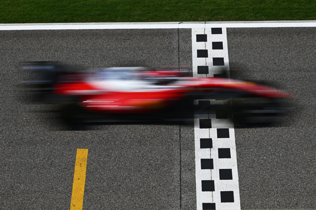 Los pilotos ya ven ventaja en Ferrari en las salidas de 2026: “Parecen muy fuertes” #F1 #FVDigital