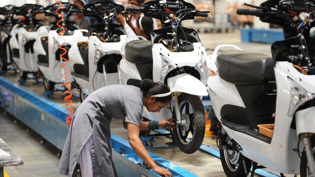 Con 1.270.000 scooters eléctricos vendidos en un año y superando las 100.000 entregas mensuales, este país es la envidia de Europa