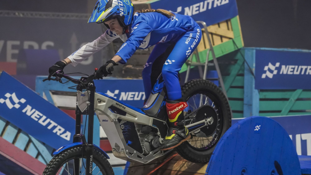 Dos motos eléctricas fabricadas en España, que serán la cuna de los mejores pilotos, salen a la venta por 5.000 euros