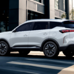 EBRO lanza el S700 con la tecnología más vendida en España: un SUV híbrido de 224 CV, etiqueta ECO y desde 30.990 €